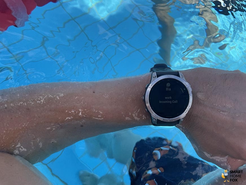 You can see the Garmin Fenix 7 in the swimming pool.